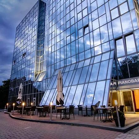 Plaza Premium 达姆施塔特