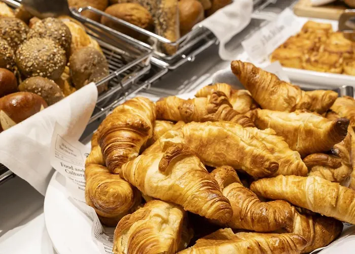 فندق Plaza Premium 4*