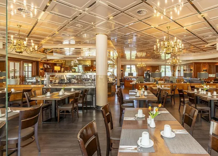 Hotell Plaza Premium 4*